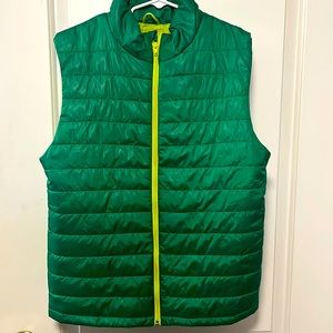 Boys outdoor vest great for fall size 12-14 nice feel worn once